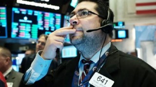 盤前：納指期貨跌2% 特朗普威脅對(duì)歐盟征收50%關(guān)祱