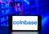 Coinbase被指虛報用戶數(shù)量 股價大跌 稱正與SEC合作解決問題
