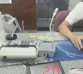 4％大額存單“換”黃金 年輕人購金花樣百出