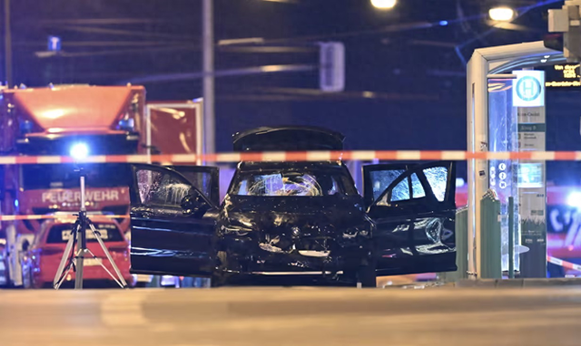 德國汽車沖撞人群事件已致數(shù)十人死傷，美官員：白宮正密切關(guān)注  第1張
